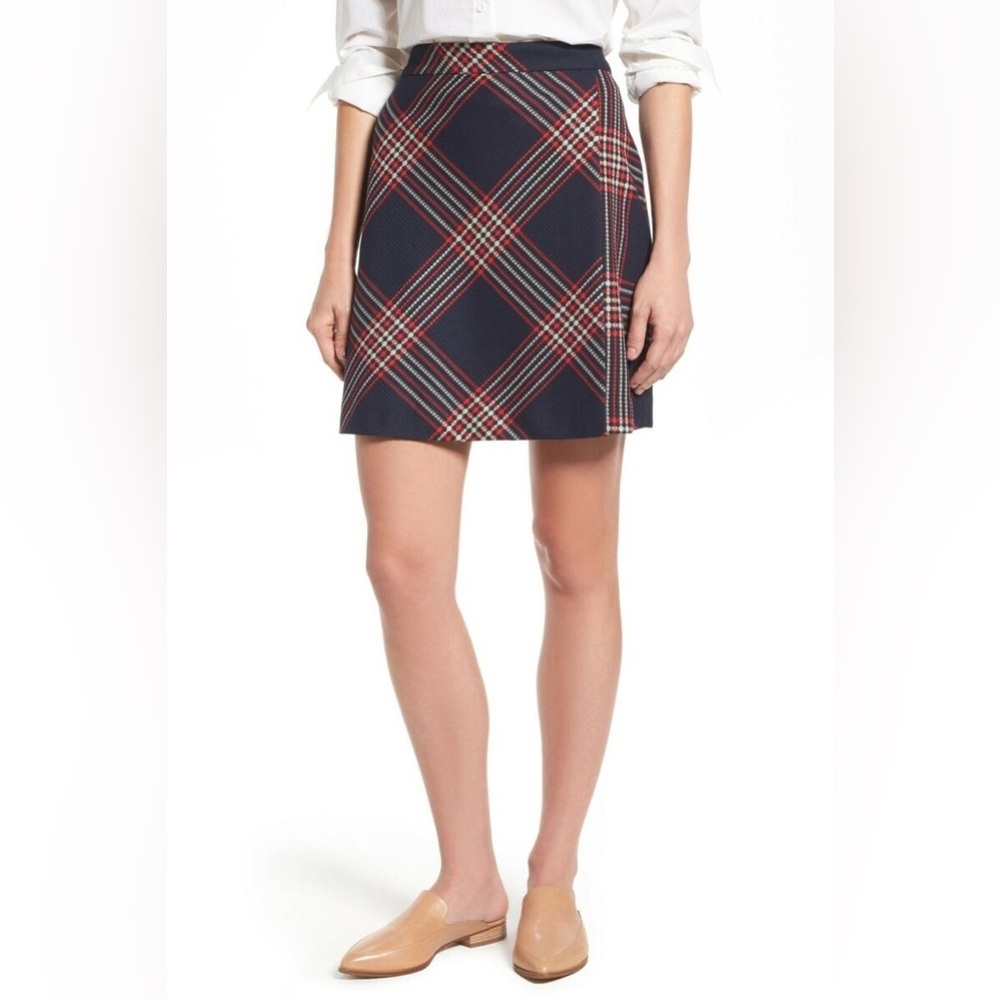 HALOGEN | Plaid Mini A Line Skirt  | Size: 0